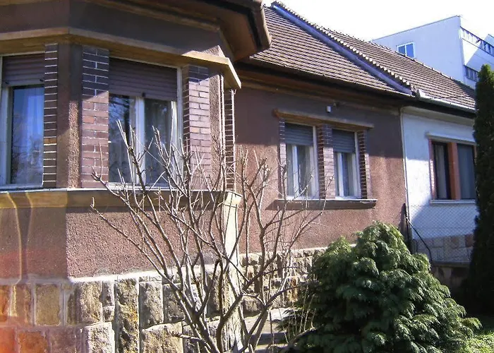 Case de vacanță Haus In Mit Garten