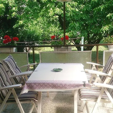 Mit Garten & Parkplatz, Fuer Paare, Familien Und Hunde Budapešť