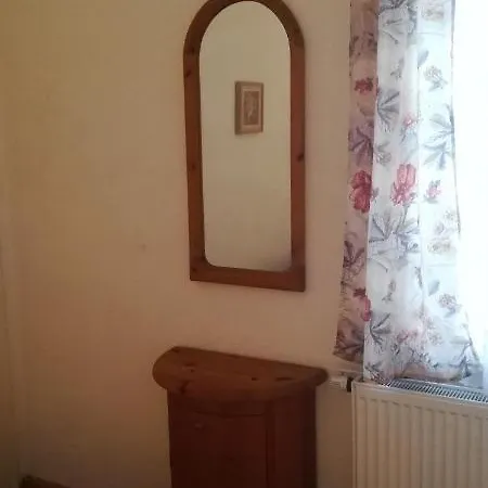 Haus In Mit Garten Case de vacanță Budapesta