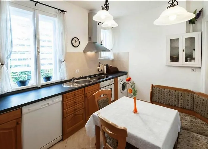 Haus In Mit Garten Hébergement de vacances Budapest