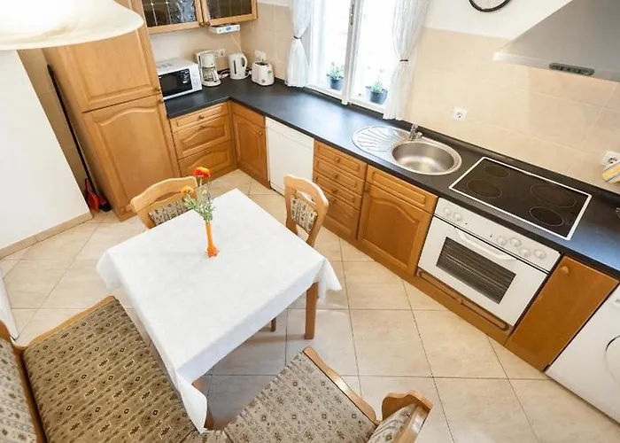 Haus In Mit Garten Hébergement de vacances Budapest