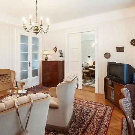 بيت للعطل Haus In Mit Garten