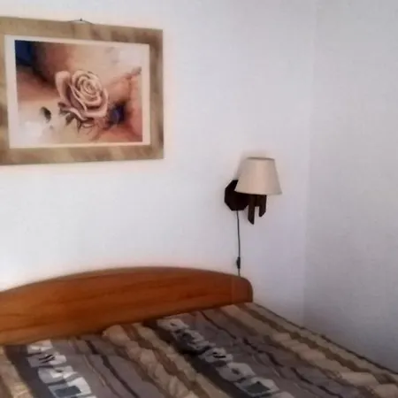 Haus In Mit Garten Vakantiehuis *